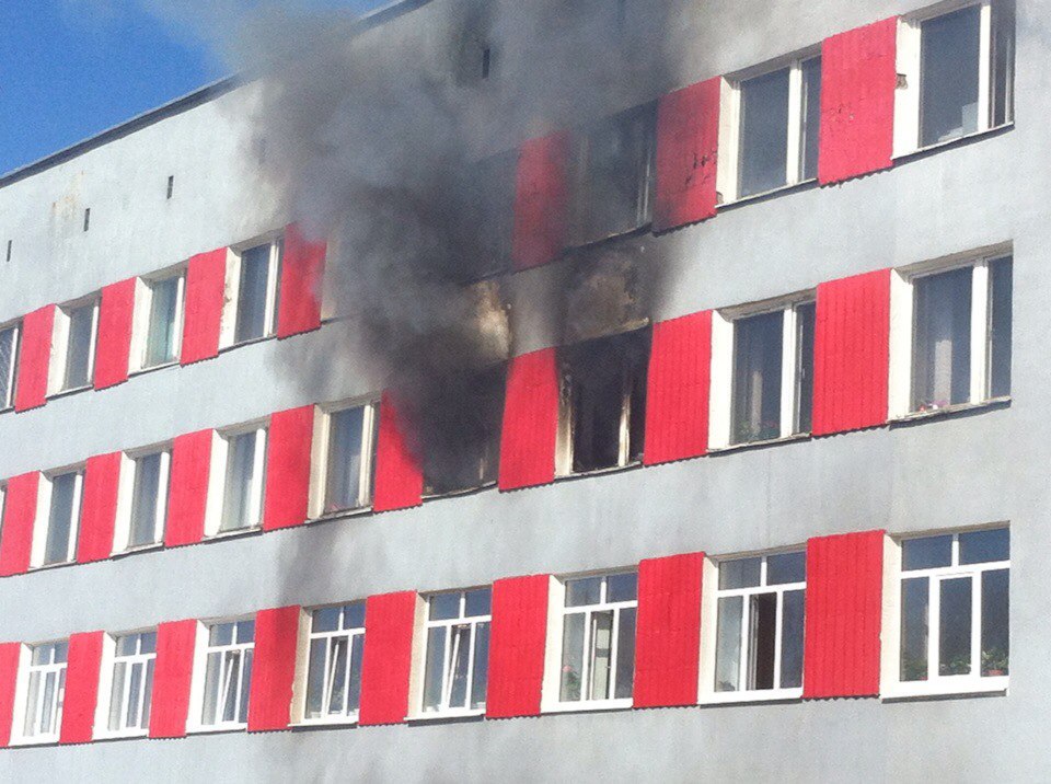 Пожар в администрации Кизела: пять человек пострадали, один – погиб
