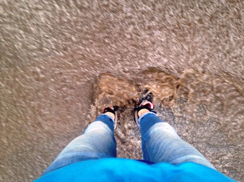Туманы и дожди. В Перми затопленными оказались несколько улиц в центре и на окраинах