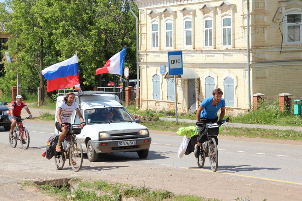Спортсмены из Франции рассказали, как преодолели 6 тысяч километров, чтобы попасть в Пермь