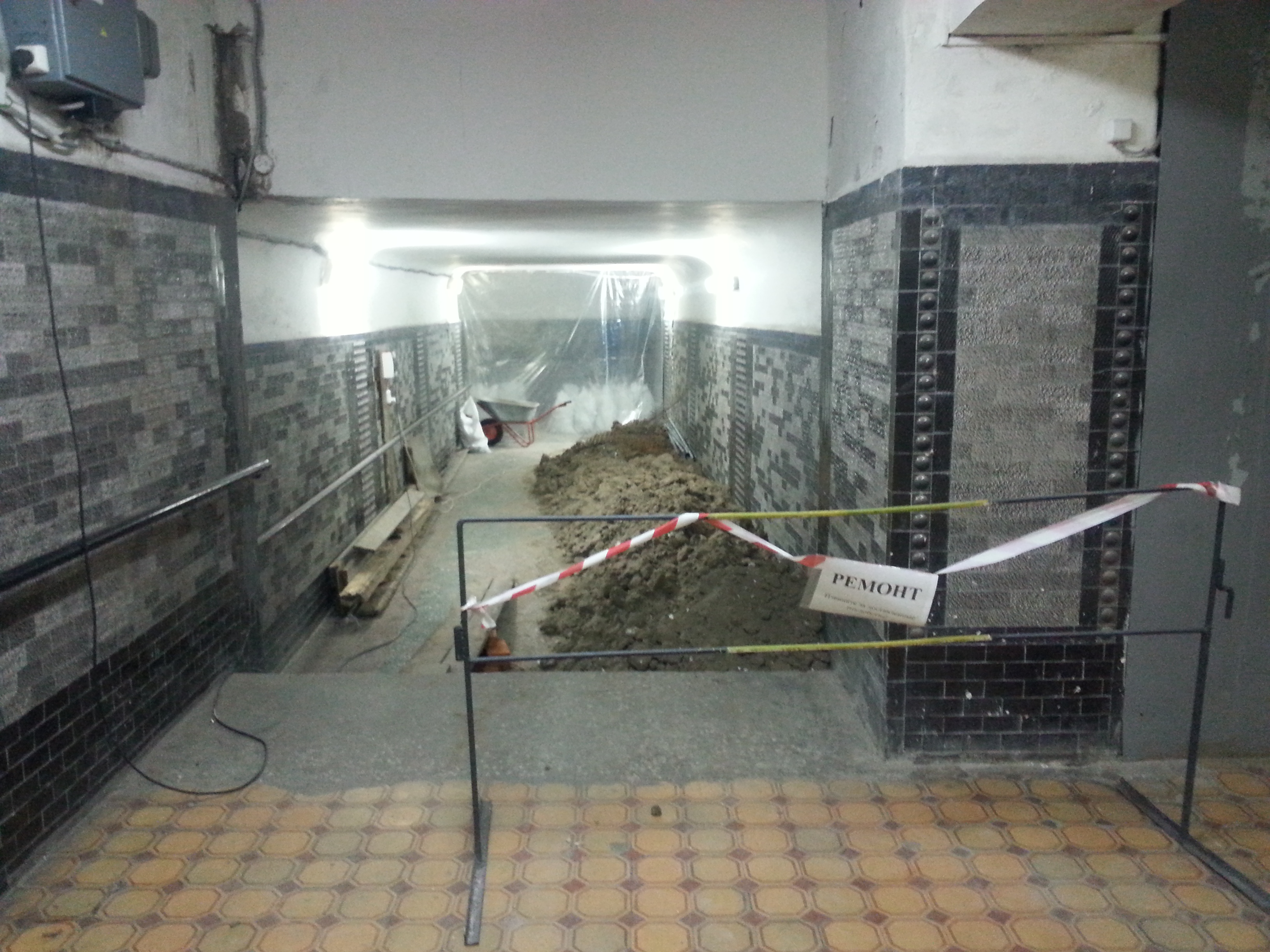 На вокзале Пермь II ремонтируют пешеходный тоннель