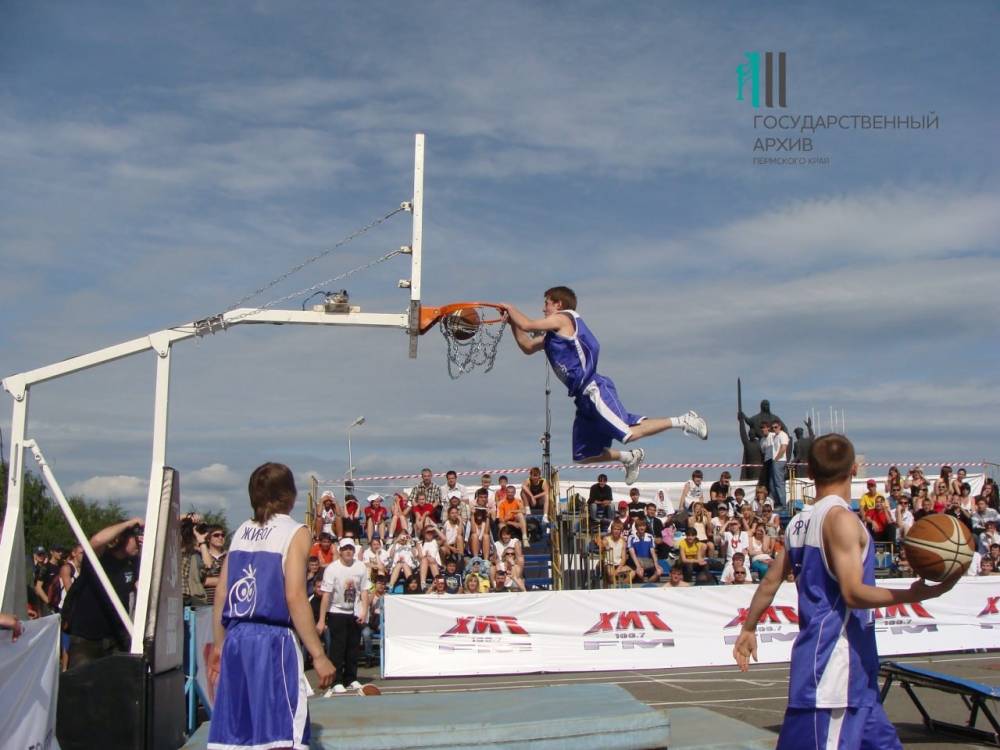 Открытый Кубок города по стритболу «Стритбаскет-2009» в Перми, 12 июня 2009 года