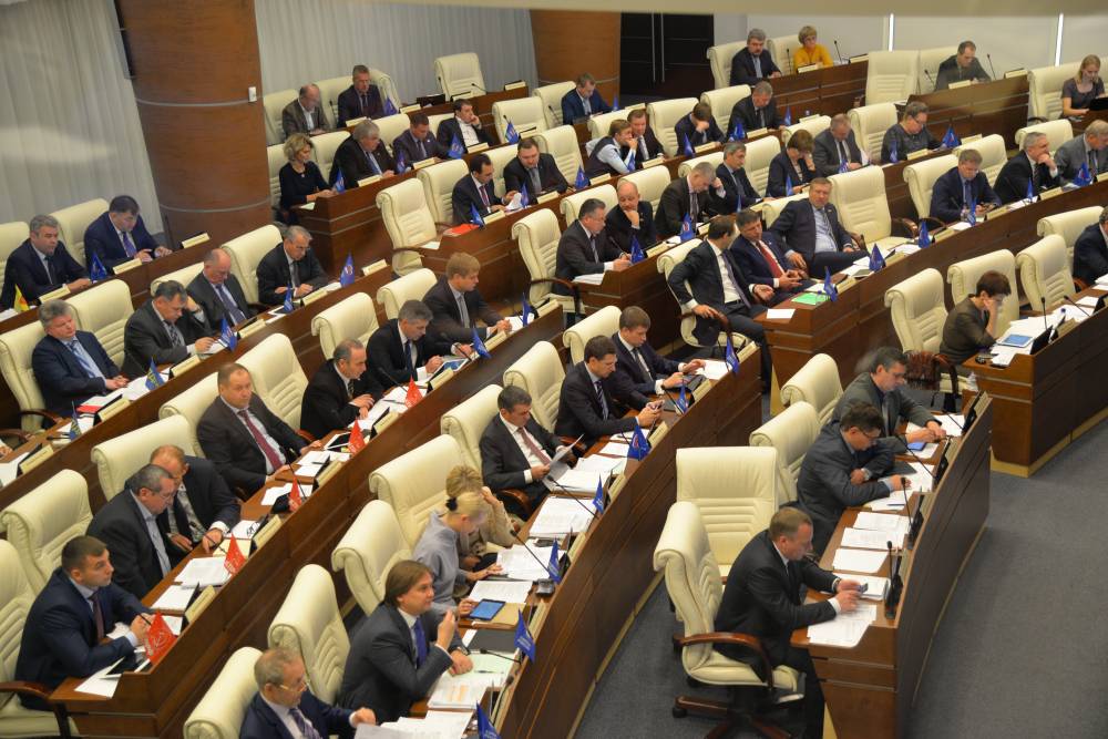 Спикер парламента Валерий Сухих рассказал об основных темах предстоящего пленарного заседания