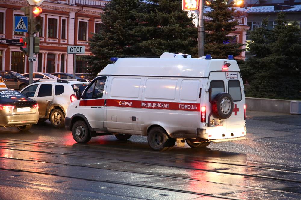 ​В ДТП на трассе в Пермском крае погиб водитель грузовика