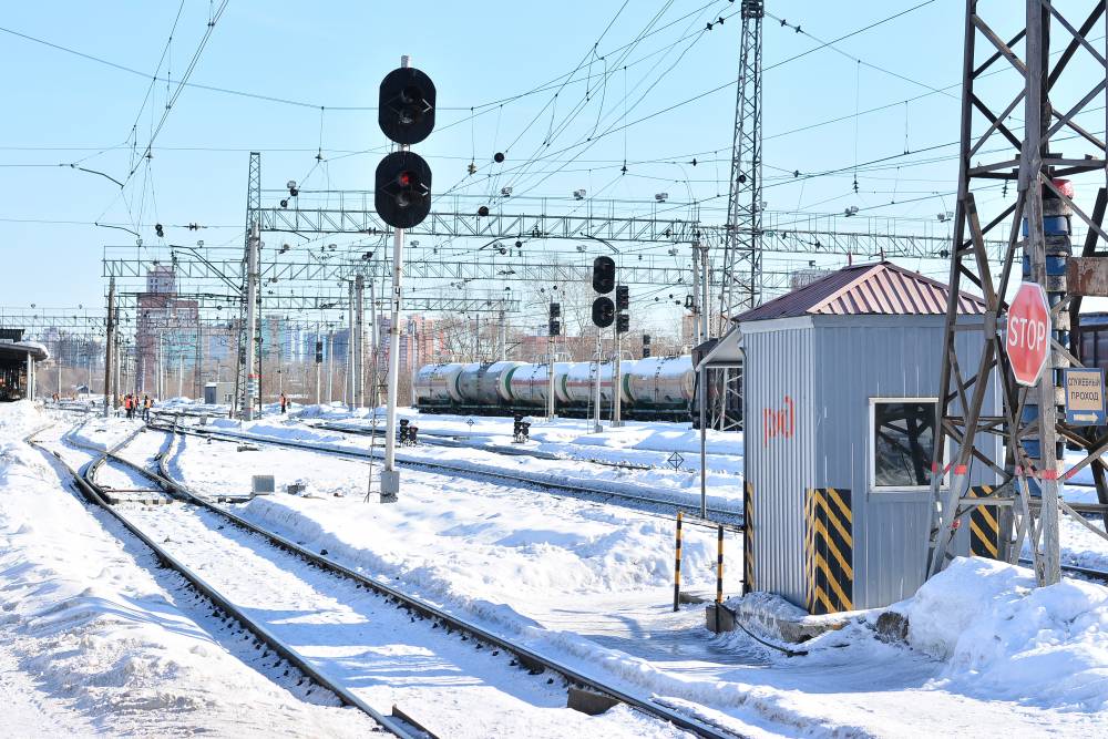 «Тормозил до последнего»: в Перми женщина попала под поезд