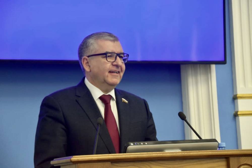 ​Игорь Сапко рассказал пермским депутатам о законотворческой работе Госдумы