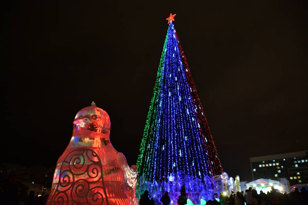 ​В этом году на улицах Перми станет больше новогодних световых украшений