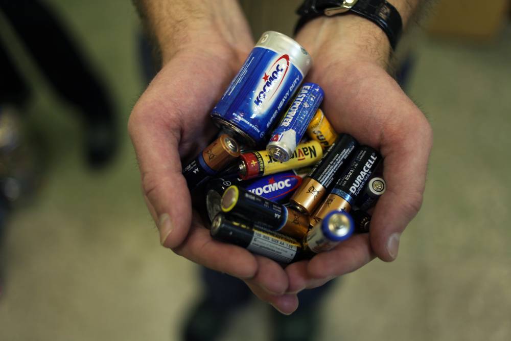 Пермские школьники собрали 6 тысяч тонн батареек для переработки