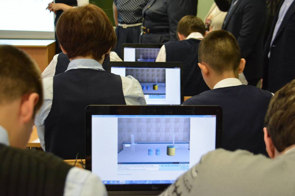 ​Школам Пермского края рекомендовано завершить учебный год в очно-дистанционном режиме