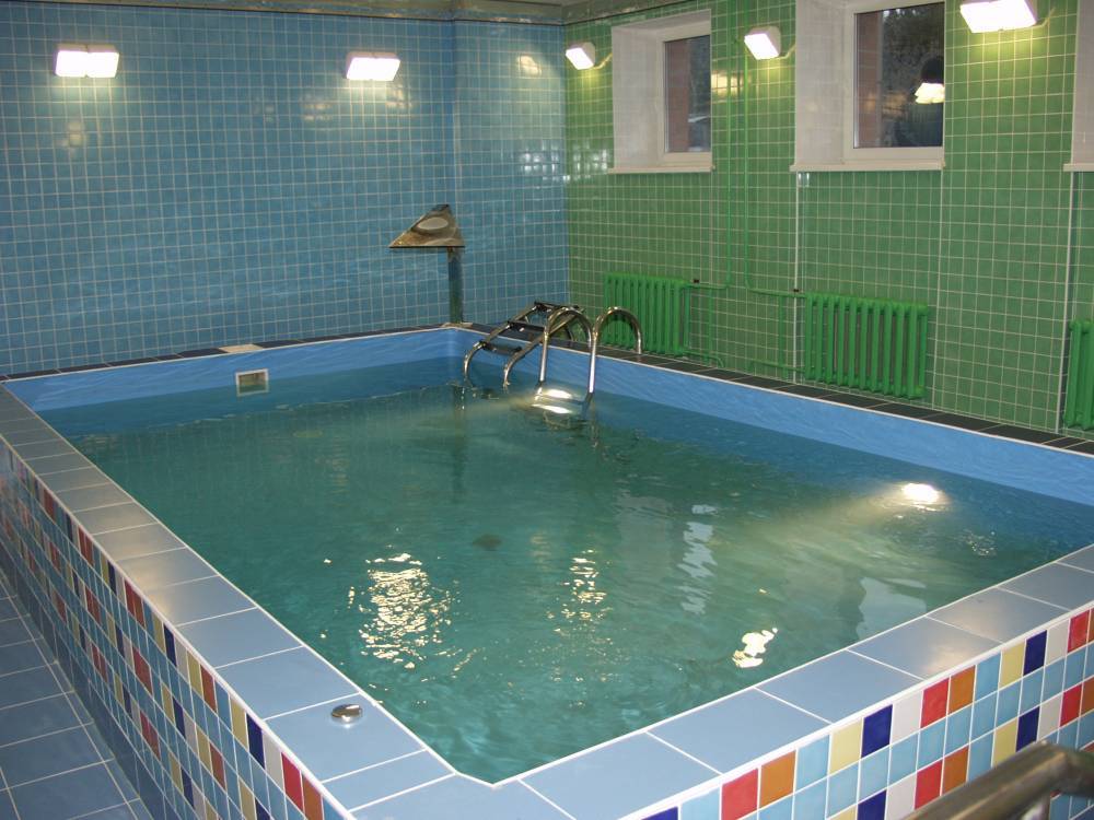 В Перми ребенок утонул в бассейне банного комплекса