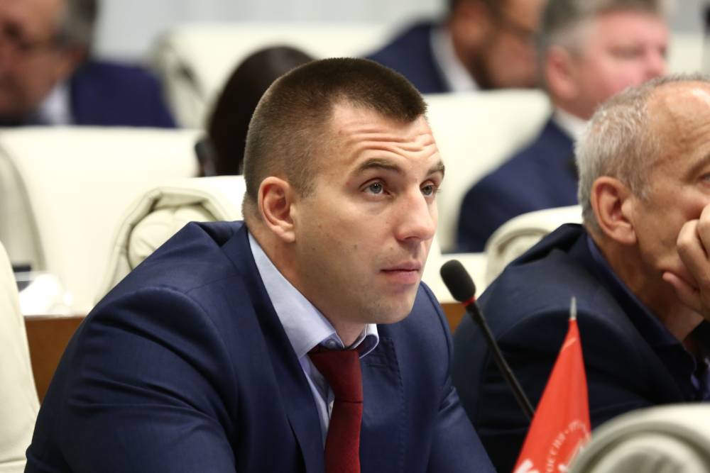 Соликамский горсуд приговорил депутата Заксобрания Илью Кузьмина к трем годам лишения свободы