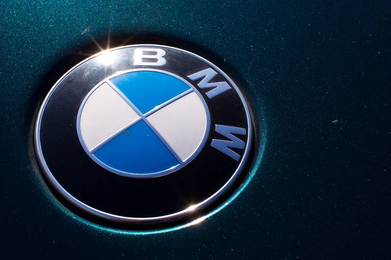 ​Жительница Перми выплатила многомиллионный долг, чтобы сохранить автомобиль BMW