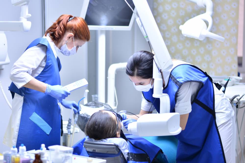 Росздравнадзор опроверг информацию о недопуске в Перми стоматологов в операционные