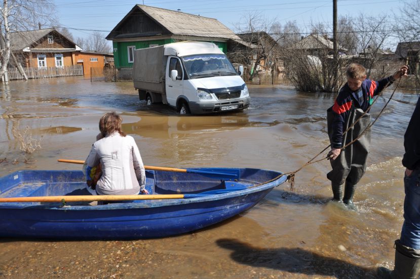 В Кудымкаре из-за паводка затопило жилые дома