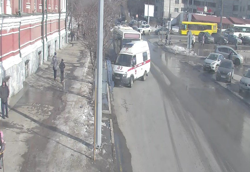 ​В Перми рядом с церковью автобус сбил пешехода