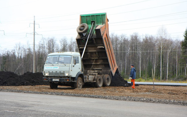 Финансирование реконструкции шоссе Космонавтов в 2015 году предлагают увеличить еще на 180 млн рублей