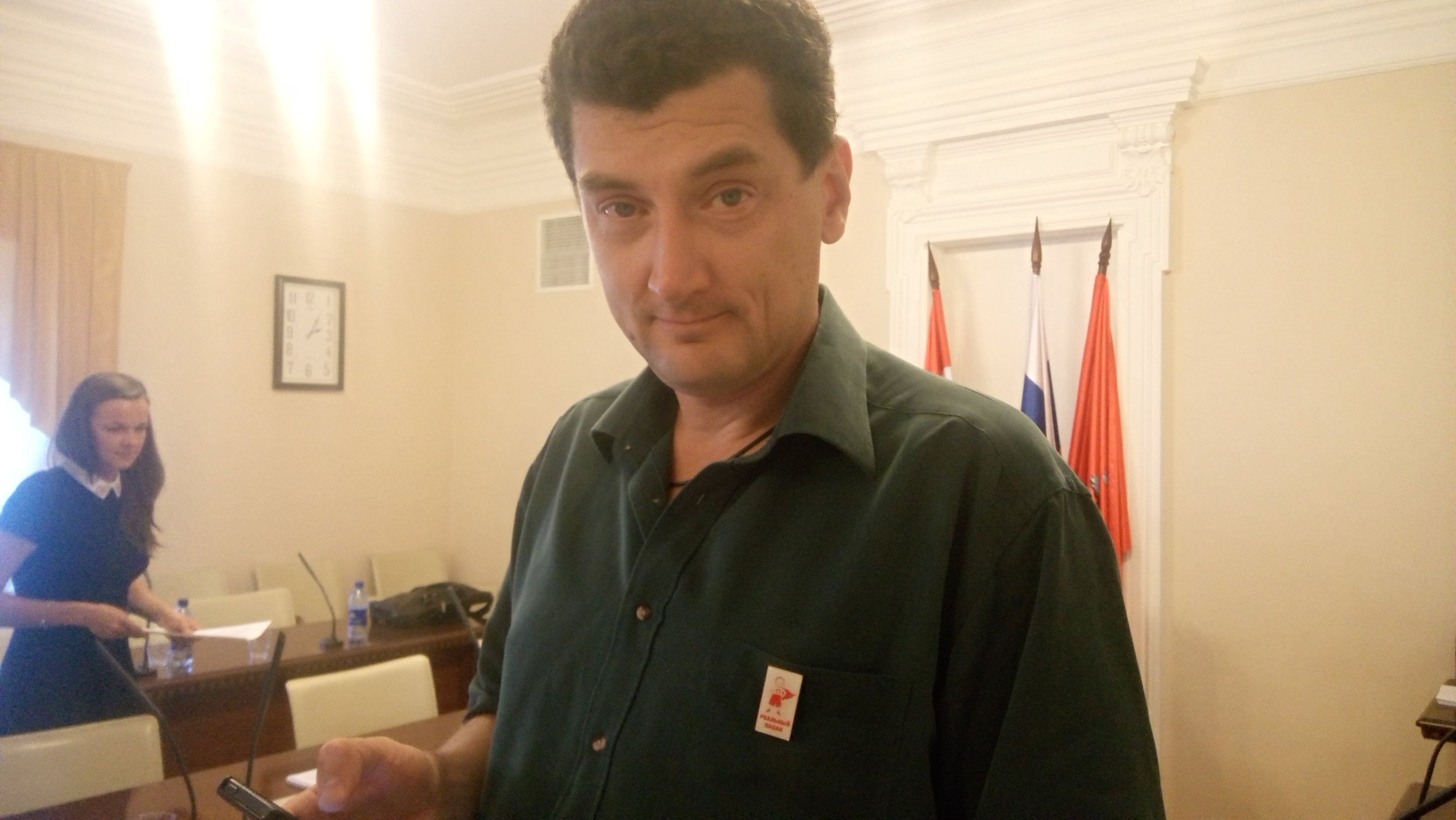 Члены комитета по городскому хозяйству Пермской думы получили значки «Реальный пацан»