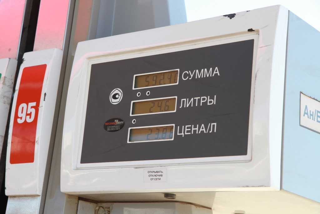 В Прикамье приставы в счет погашения долга получили 450 литров бензина