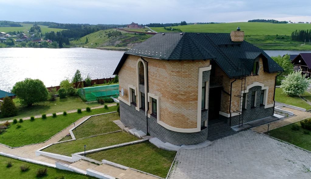 Самая большая усадьба в Перми стоит 25 млн рублей
