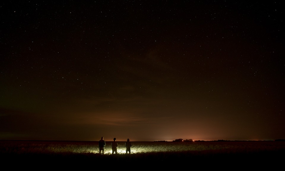 В Прикамье жители наблюдали неопознанный светящийся объект в небе