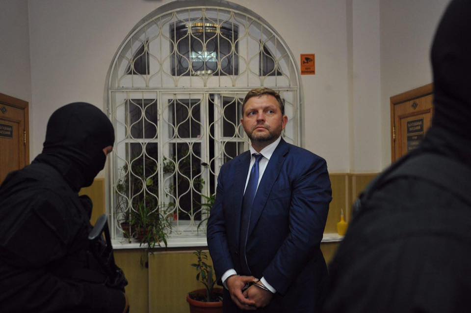 Счастливые Белых не наблюдают. Как пермяки отреагировали на арест кировского губернатора