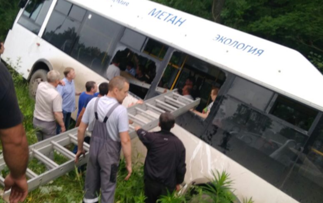 ​Трое пострадавших в ДТП с автобусом в Перми остаются в больницах