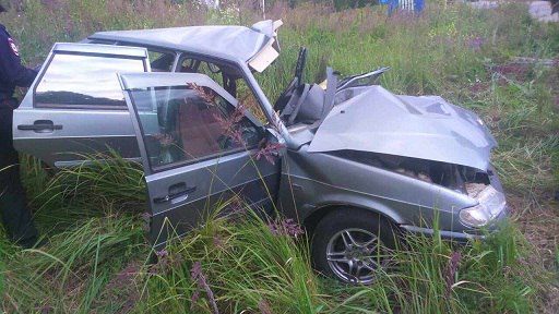 В Прикамье на трассе внедорожник не пропустил «Ладу»: погиб один человек