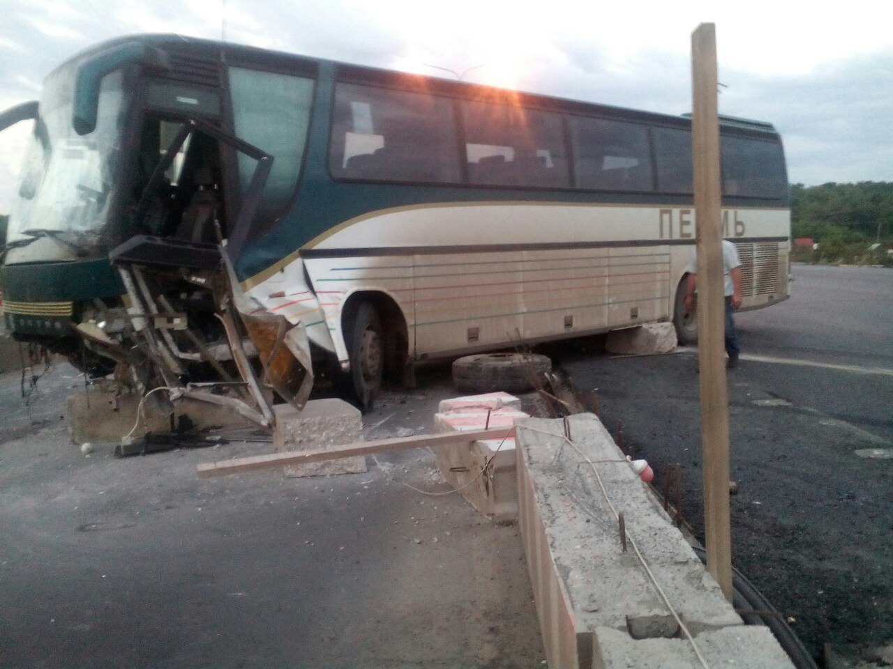 ​На трассе под Самарой разбился пассажирский автобус из Перми