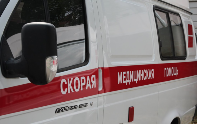 В Прикамье при столкновении автобуса и легкового автомобиля пострадала беременная женщина