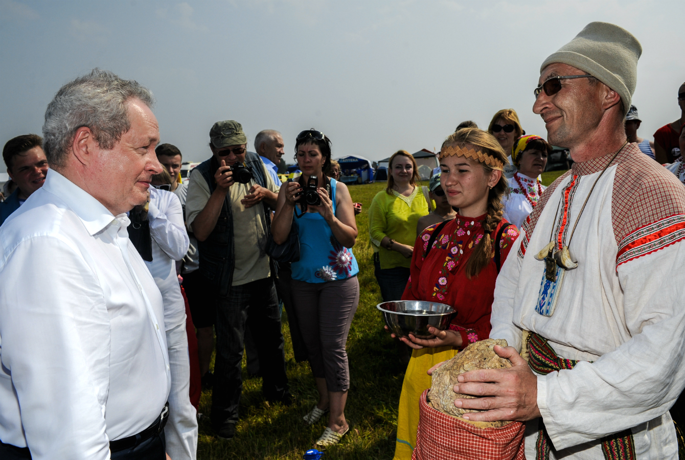 Глава региона Виктор Басаргин посетил этно-ландшафтный фестиваль «Зов Пармы»