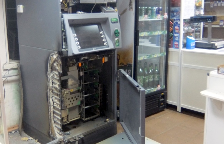 Пермская полиция задержала преступную группу, причастную к взлому банкоматов