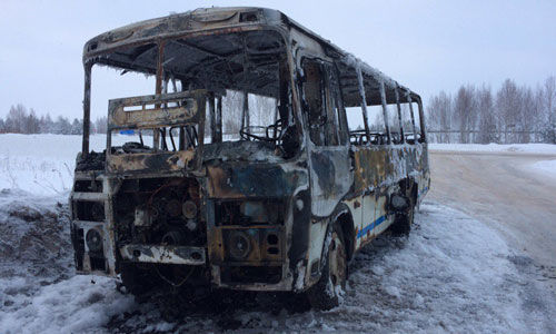В Прикамье на автодороге сгорел пассажирский автобус