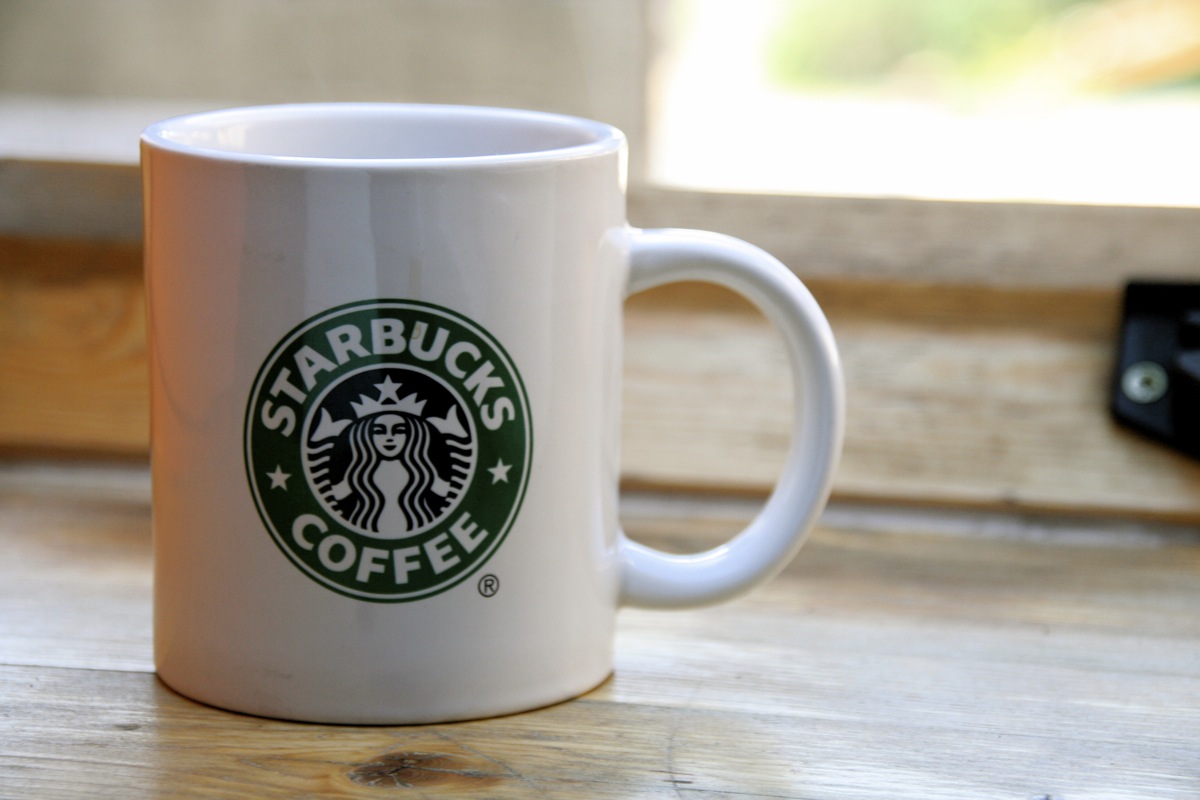 На фейковой странице в Instagram жителям Перми предложили бесплатный кофе от Starbucks