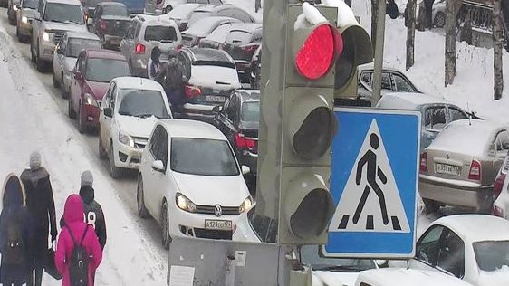 Пермь вошла в топ-10 городов с самыми загруженными дорогами