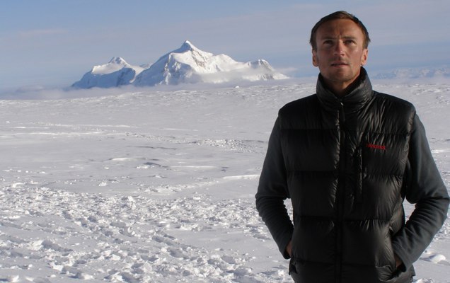В поисках метеоритов: доцент ПГНИУ Андрей Королев отправляется в Антарктиду