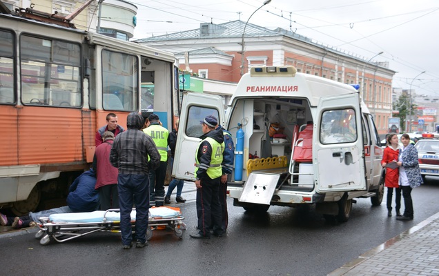 ГИБДД подтвердила факт наезда трамвая на женщину в центре Перми