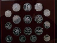 Западно-Уральский банк Сбербанка России представил коллекцию драгоценных монет