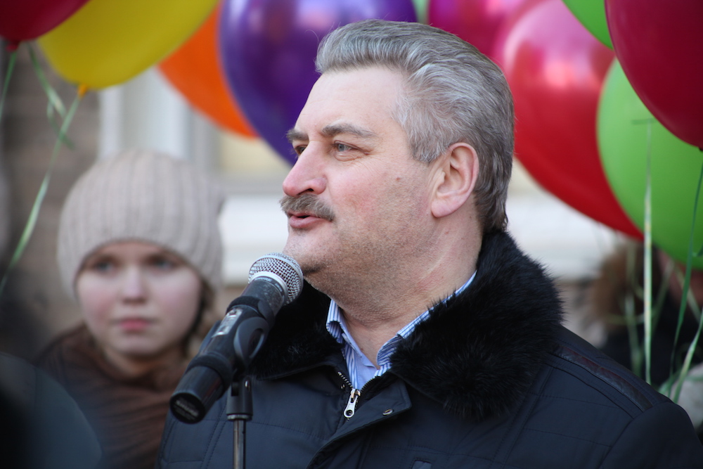 В Перми открыли мемориальную доску на здании мастерской Анатолия Тумбасова