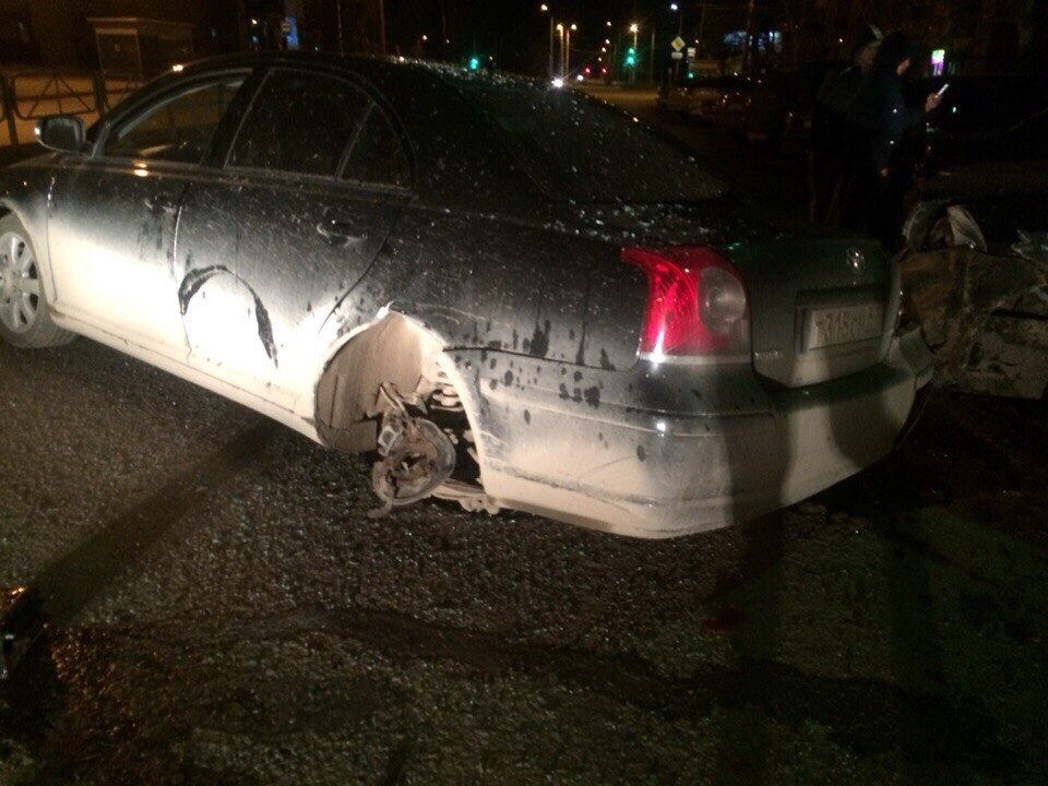 В Прикамье водитель иномарки устроил массовое ДТП и скрылся