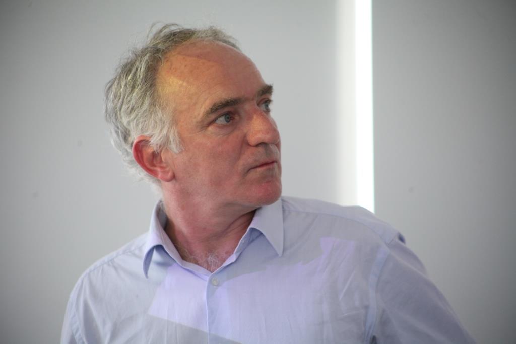 Придраться можно и к телеграфному столбу