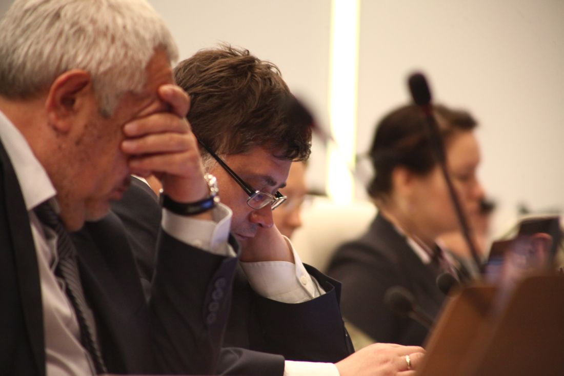 Взял под тролль правительство