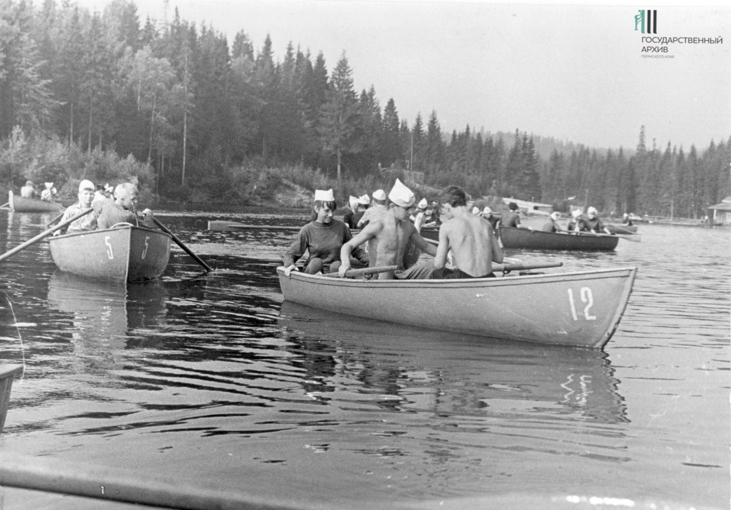 Взвейтесь кострами