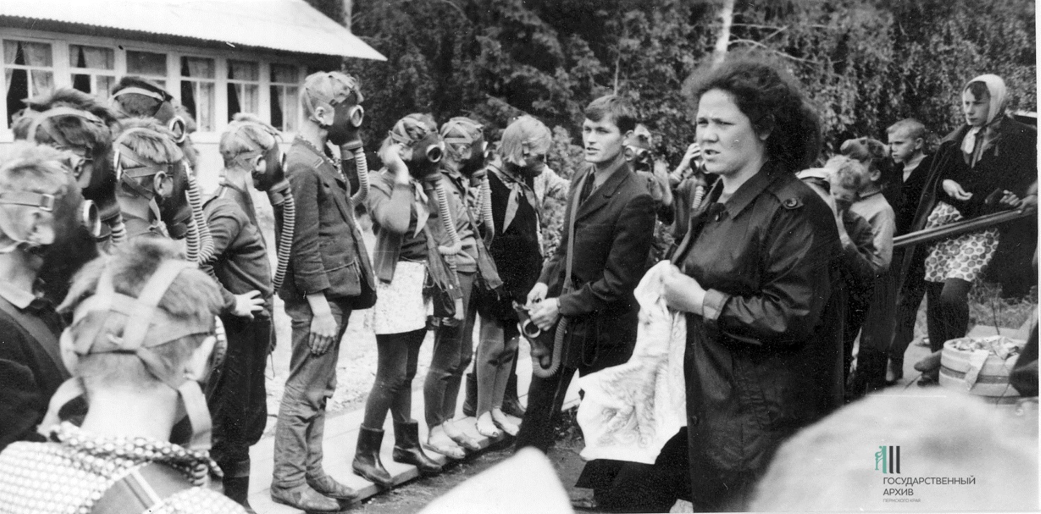 Взвейтесь кострами