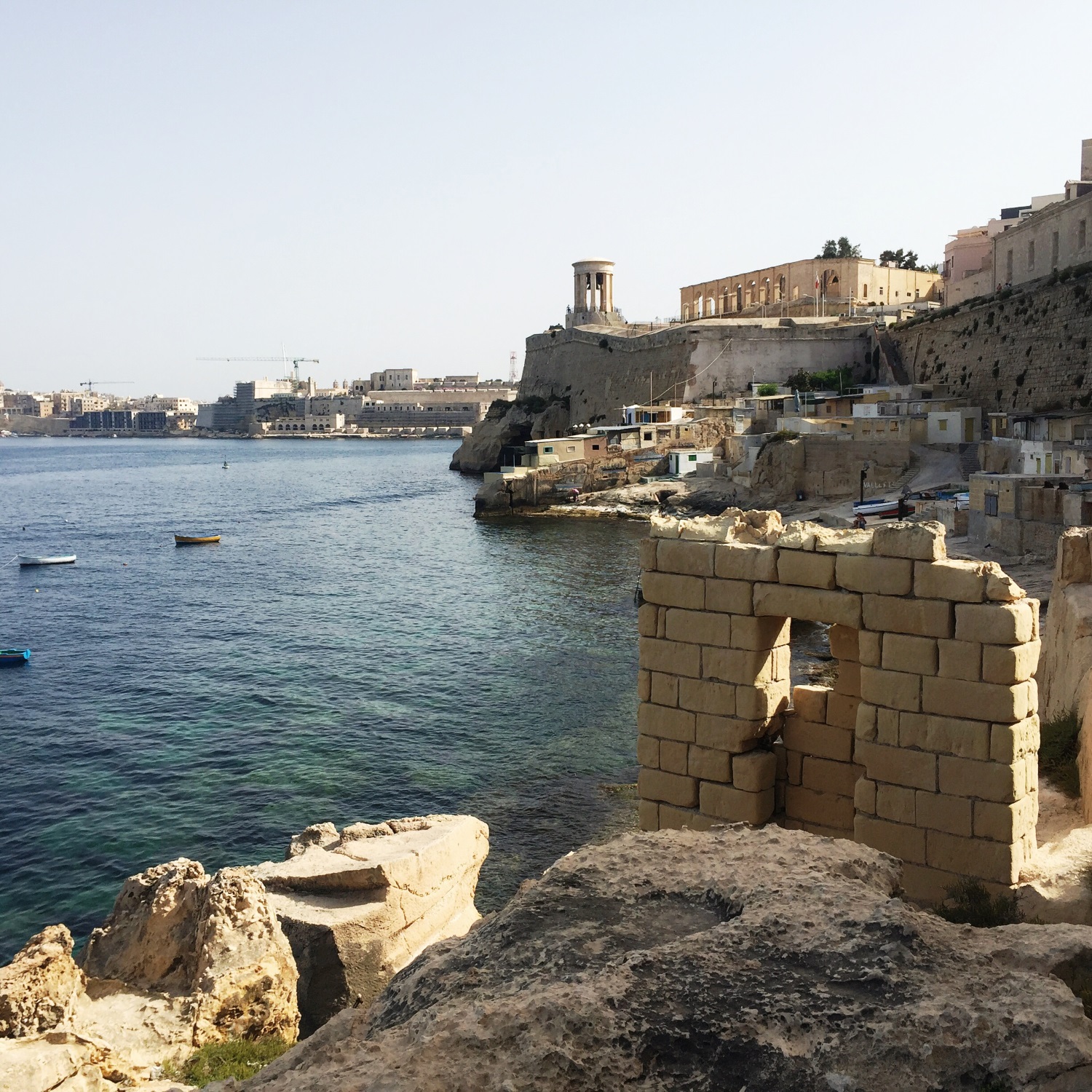 Старше Хеопса. Визит на Мальту: хорошо покушать, добраться до святилища, увидеть Караваджо и повторить путь пушечного ядра