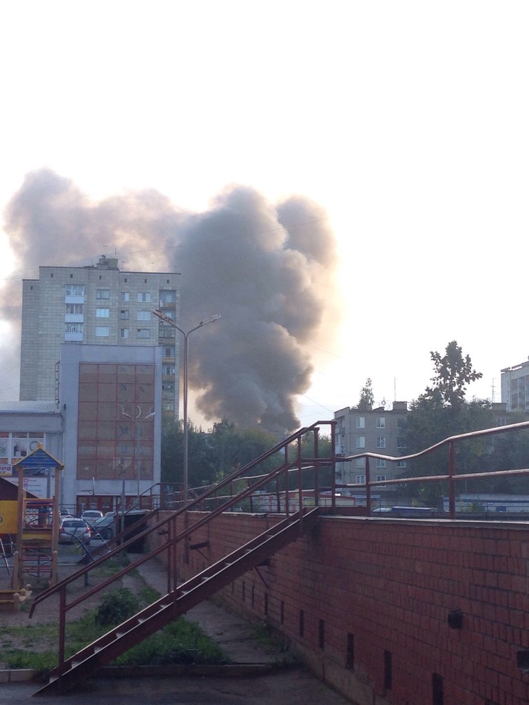 В Закамске на территории больницы произошел пожар