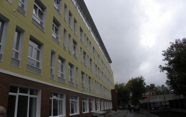 На ул. Сибирская сносят деревянный барак, портящий вид на Гимназию №11