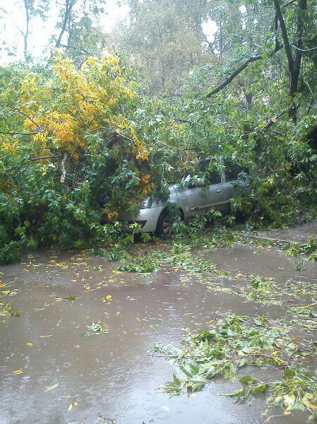 Утонувшая Пермь. Последствия суточного дождя в фотографиях пользователей соцсетей