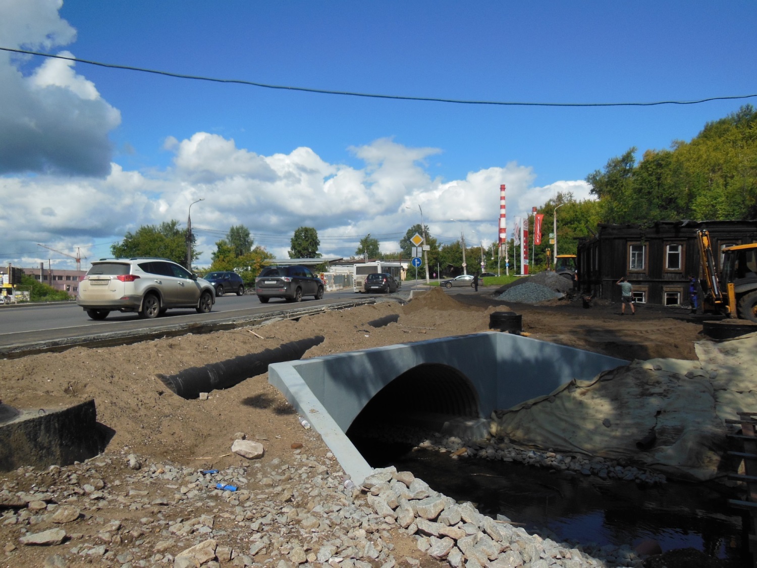 И машину покрасил, и колеса сменил