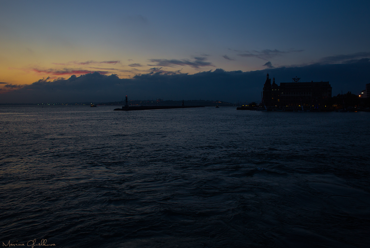 «Пакет» клином не сошелся