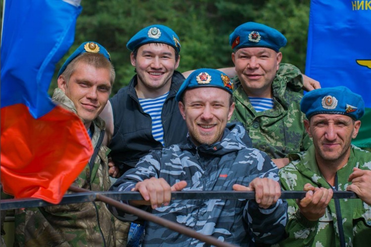 C праздником, мужчины! День защитника Отечества в пермском Instagram