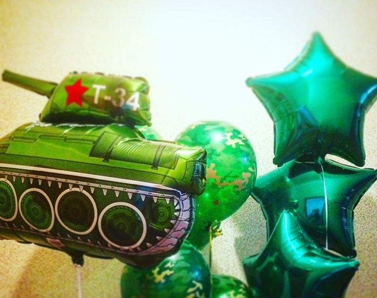 C праздником, мужчины! День защитника Отечества в пермском Instagram